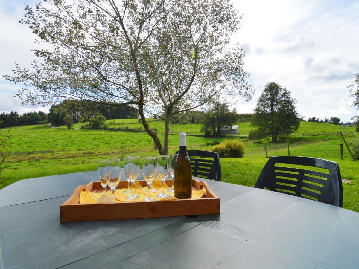 Comfortable Cottage In Neufmoulin With Meadow View Houffalize Δωμάτιο φωτογραφία