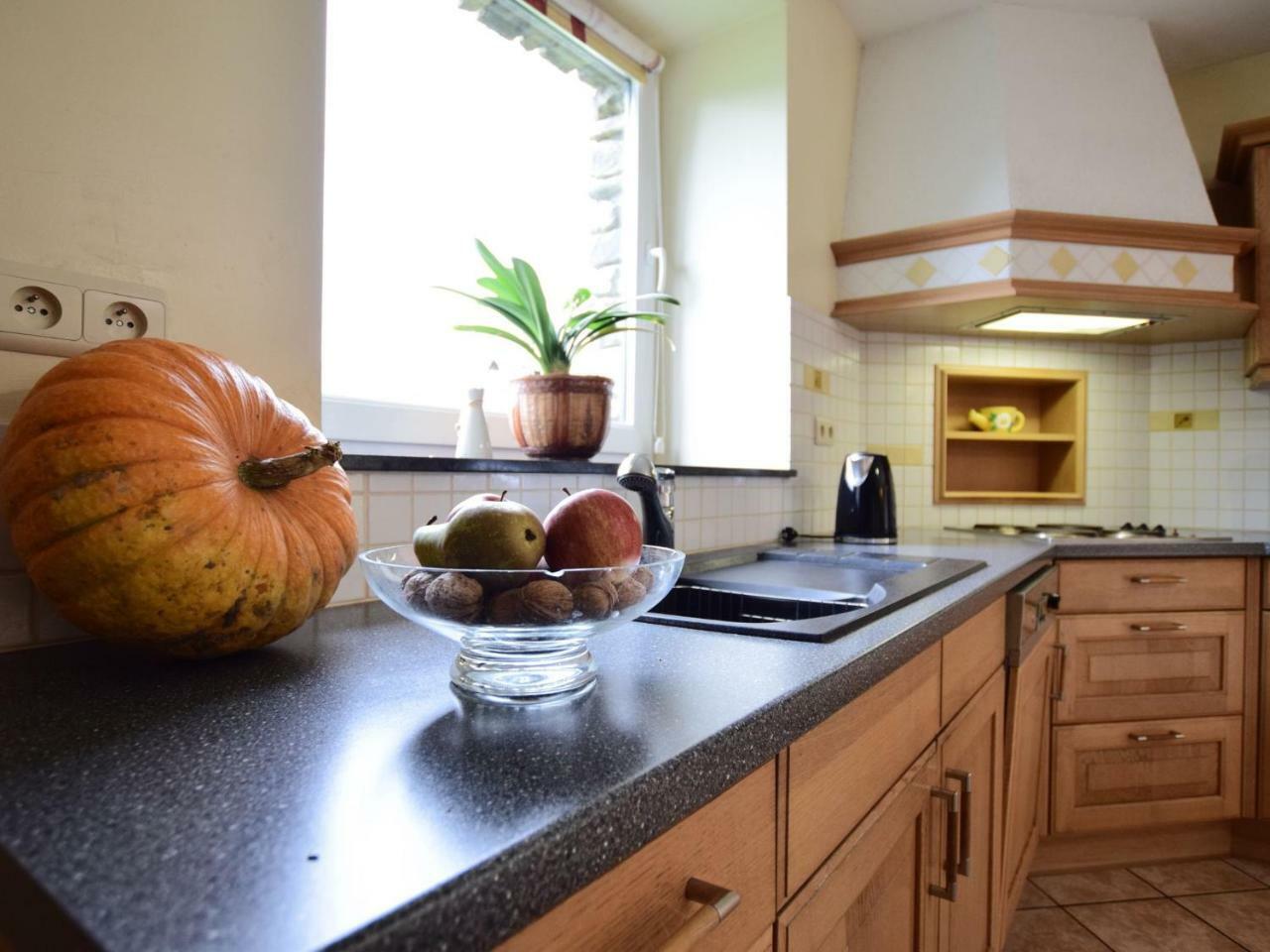 Comfortable Cottage In Neufmoulin With Meadow View Houffalize Εξωτερικό φωτογραφία