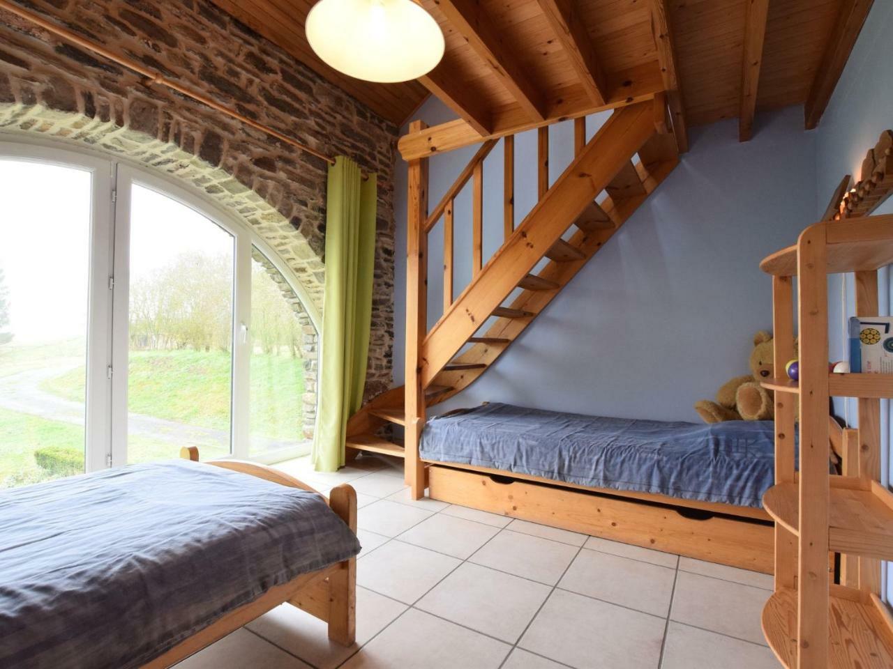 Comfortable Cottage In Neufmoulin With Meadow View Houffalize Εξωτερικό φωτογραφία